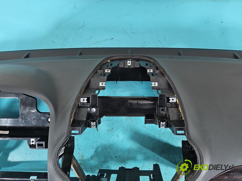 Opel Antara 2006-2015 2.0 cdti 150 hp automatic 110 kW 1991 cm3 5- kokpit,přistrojova deska