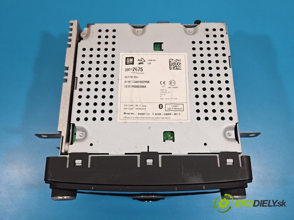 Opel Corsa E 2014-2019 1.4 16V 90 HP manual 66 kW 1398 cm3 5- Radio originál 39012675