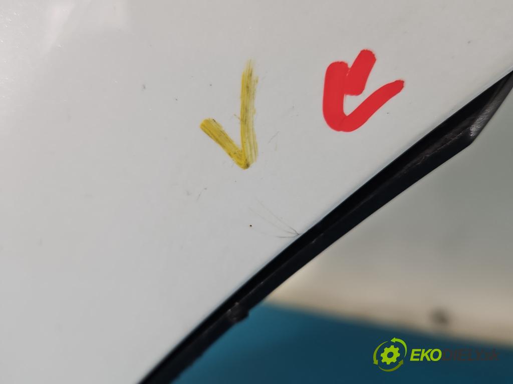 Audi A4 B9 2015-2024 2.0 TFSI 252KM automatic 185 kW 1984 cm3 4- blatník predné pravý  (Kľučka dverí ostatné)