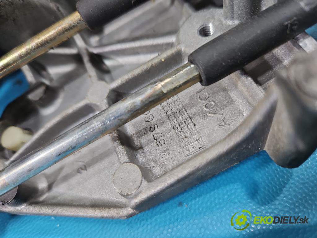 Citroen Xsara Picasso 2.0 hdi 90 HP manual 66 kW 1997 cm3 5- Páka: Změny: stupeň,rýchlosť  (Rýchlostná páka (kulisa))