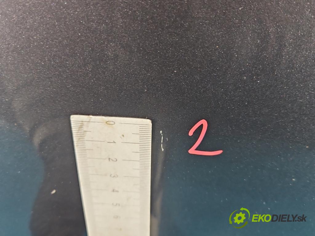 Opel Astra IV 2009-2015 1.6 16V 116 hp manual 85 kW 1598 cm3 5- dveře přední pravé  (Klika dveří ostatní)