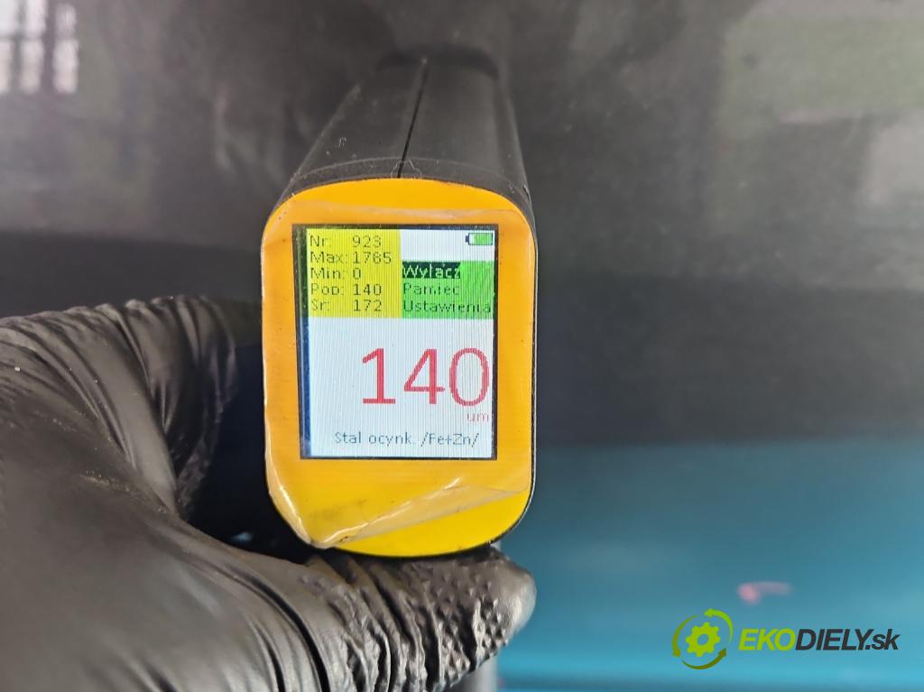 Opel Astra IV 2009-2015 1.6 16V 116 hp manual 85 kW 1598 cm3 5- dveře přední pravé  (Klika dveří ostatní)