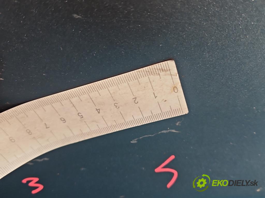 Opel Astra IV 2009-2015 1.6 16V 116 hp manual 85 kW 1598 cm3 5- dveře přední pravé  (Klika dveří ostatní)