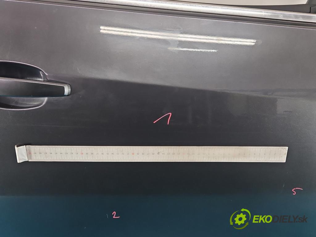 Opel Astra IV 2009-2015 1.6 16V 116 hp manual 85 kW 1598 cm3 5- dveře přední pravé  (Klika dveří ostatní)