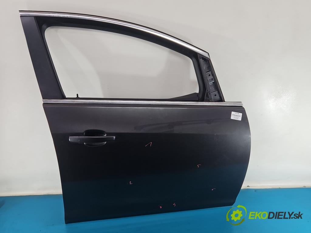 Opel Astra IV 2009-2015 1.6 16V 116 hp manual 85 kW 1598 cm3 5- dveře přední pravé  (Klika dveří ostatní)