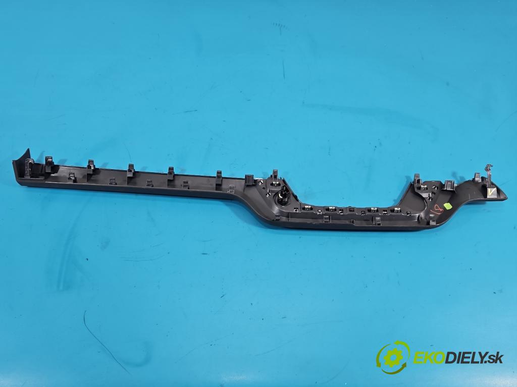 Renault Trafic III 2014 - 2.0 dci 150 HP manual 110 kW 1997 cm3 5- kryt plast 681949884R