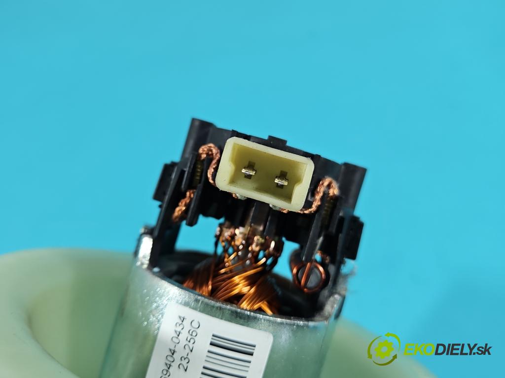 Renault Trafic III 2014 - 2.0 dci 150 HP manual 110 kW 1997 cm3 5- ventilátor vzduchu MSY69404-0434