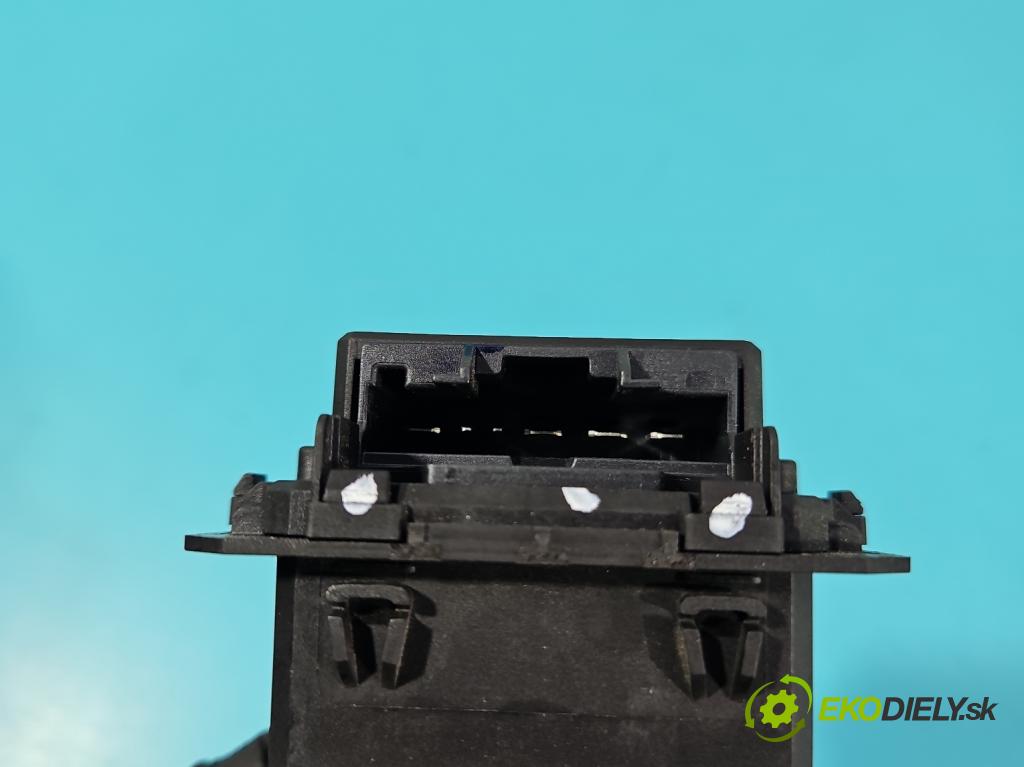 Renault Trafic III 2014 - 2.0 dci 150 HP manual 110 kW 1997 cm3 5- rezistor T1031331M-D