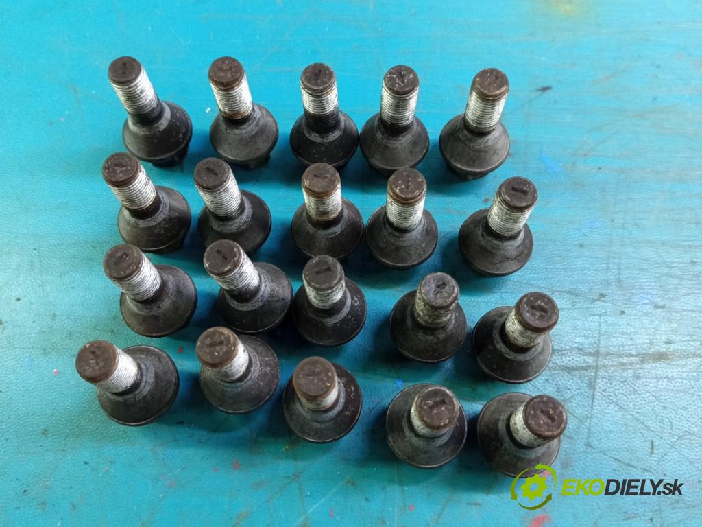 Renault Trafic III 2014 - 2.0 dci 150 hp manual 110 kW 1997 cm3 5- Šroub: pneumatík 