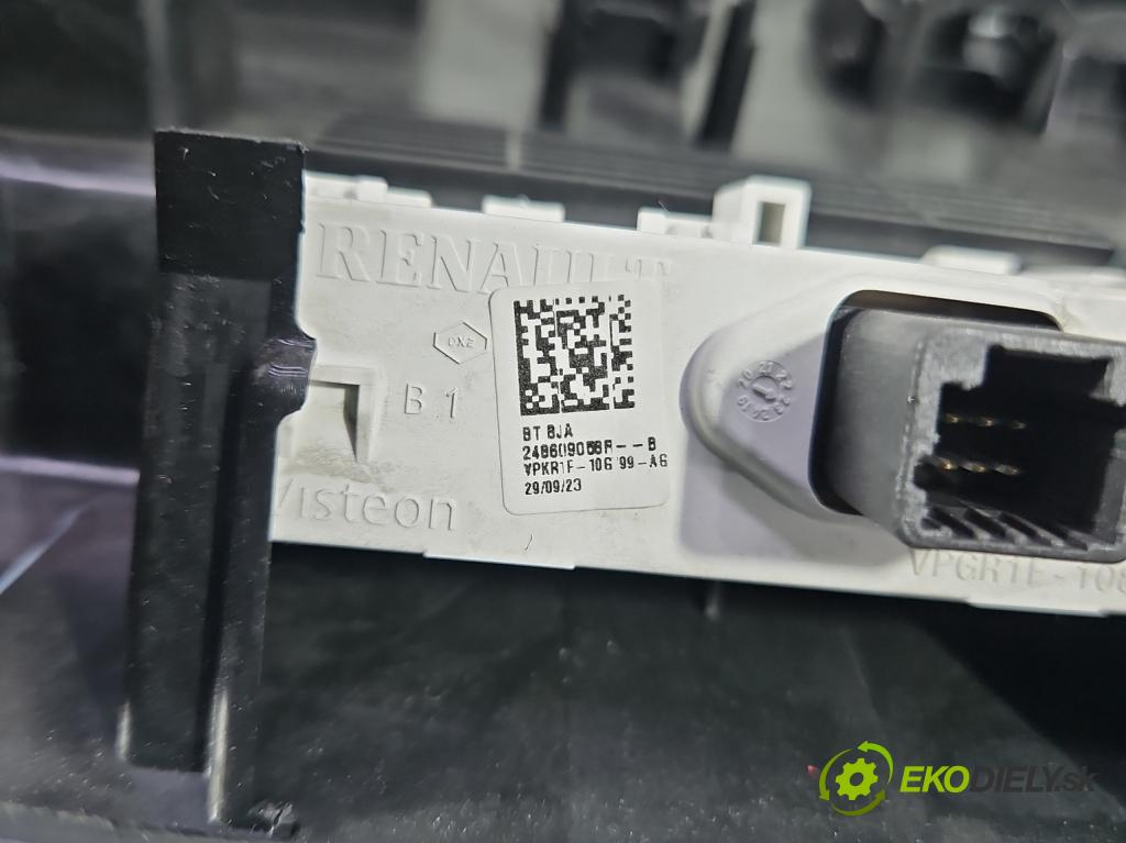 Renault Trafic III 2014 - 2.0 dci 150 HP manual 110 kW 1997 cm3 5- svetlo / reflektor interiéra 739486835R