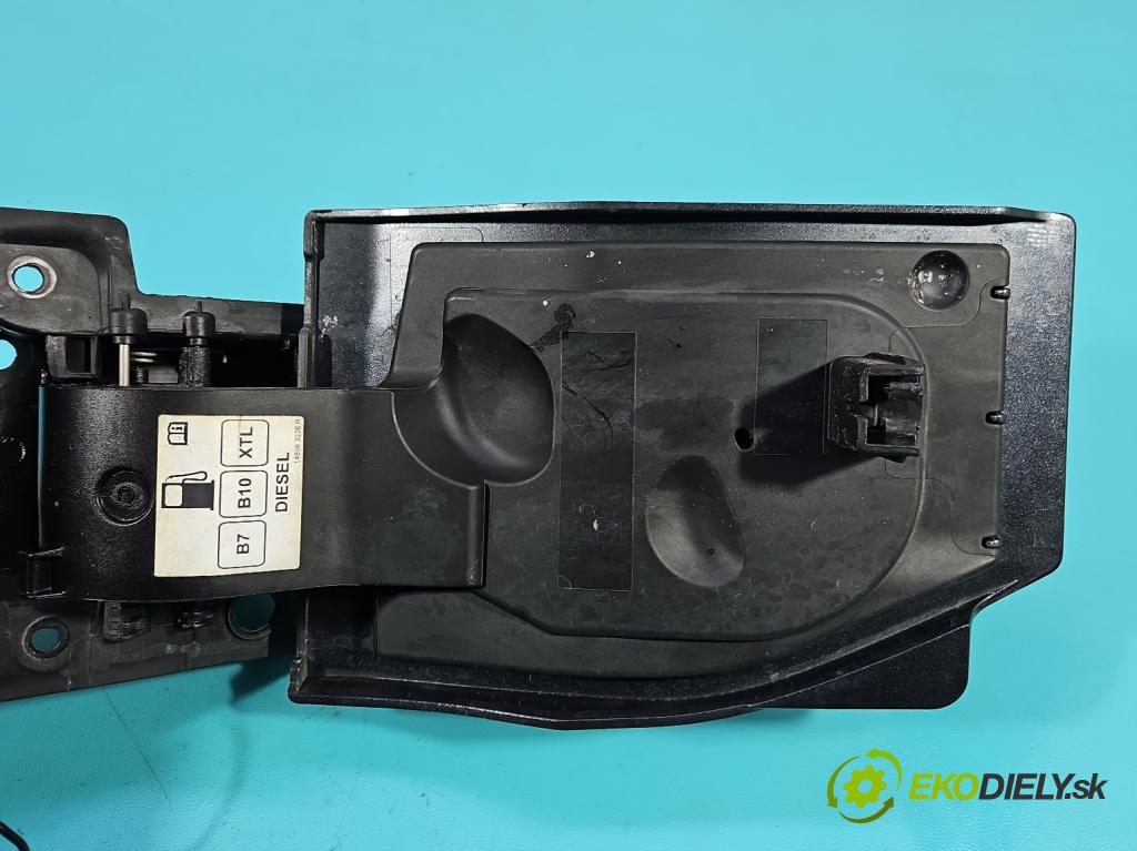 Renault Trafic III 2014 - 2.0 dci 150 hp manual 110 kW 1997 cm3 5- Klapka nalévání paliva  (Klika dveří ostatní)