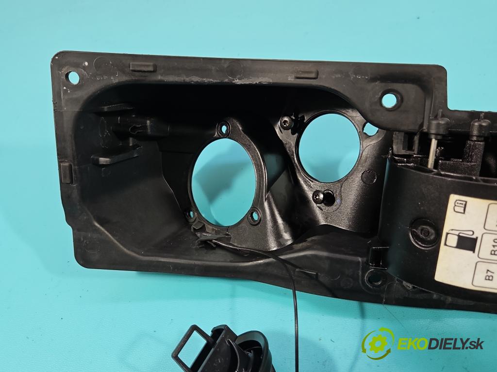 Renault Trafic III 2014 - 2.0 dci 150 hp manual 110 kW 1997 cm3 5- Klapka nalévání paliva  (Klika dveří ostatní)