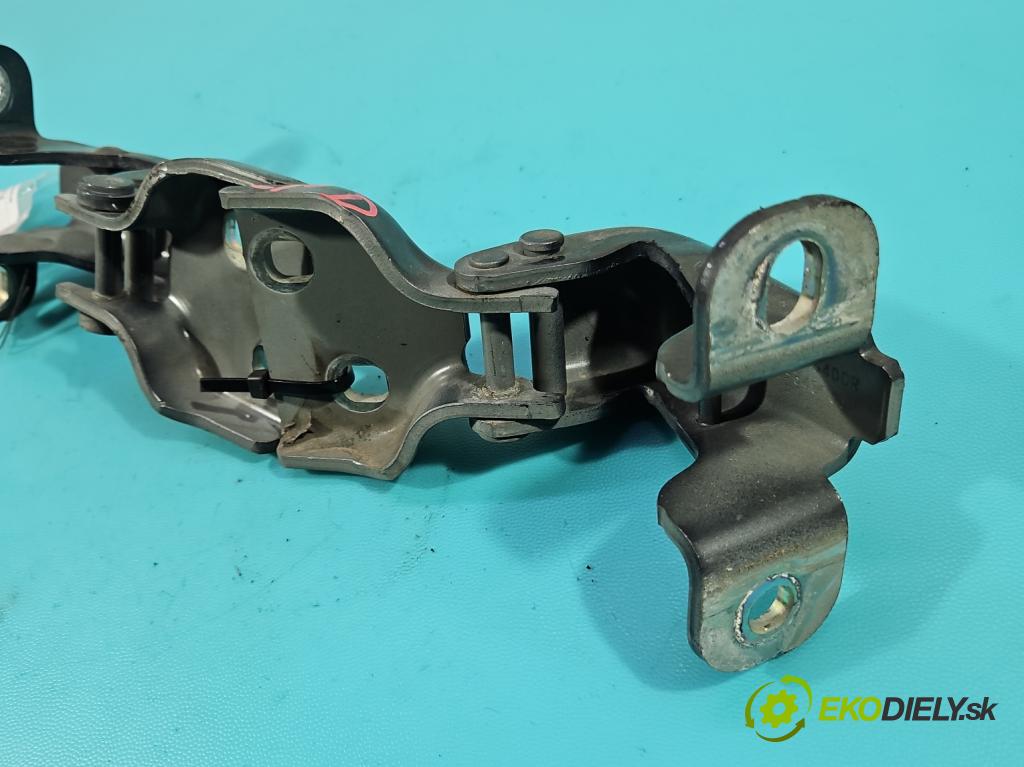 Renault Trafic III 2014 - 2.0 dci 150 hp manual 110 kW 1997 cm3 5- Závěs: dveře přední levý 804005400R