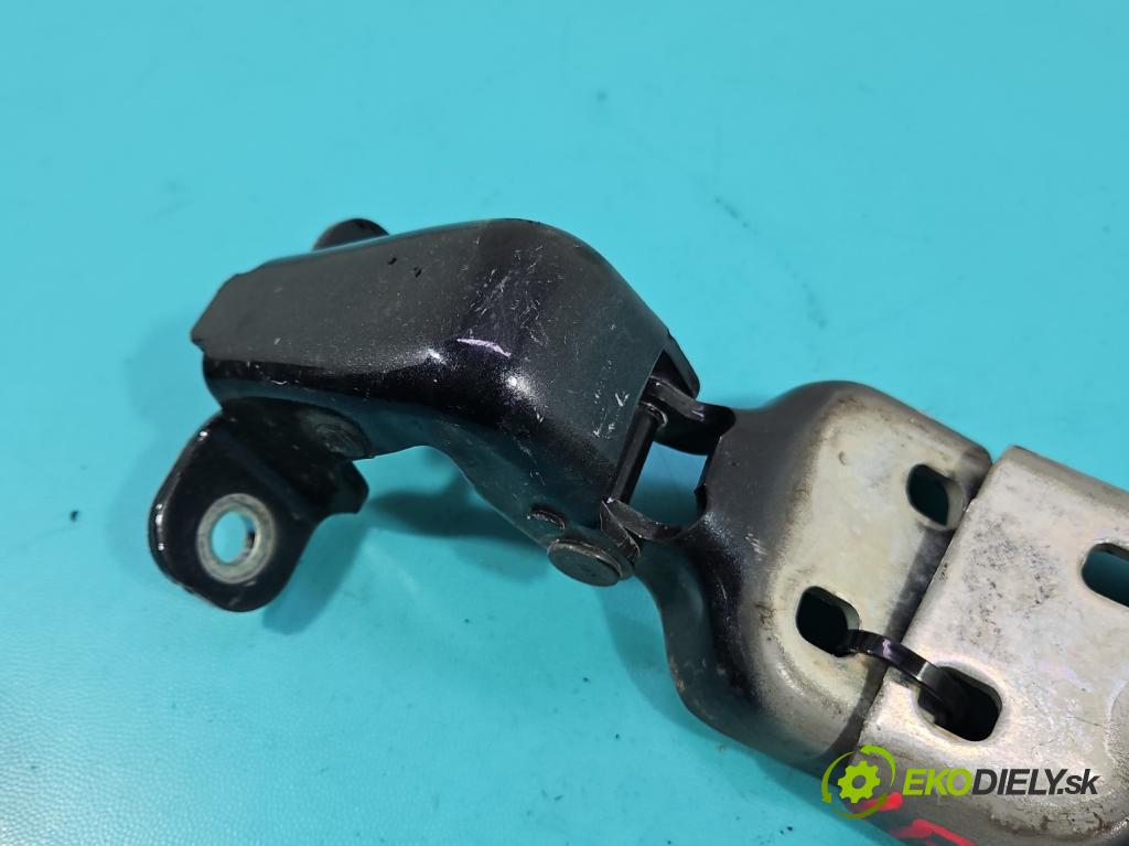 Renault Trafic III 2014 - 2.0 dci 150 hp manual 110 kW 1997 cm3 5- Závěs: dveře přední levý 804005400R