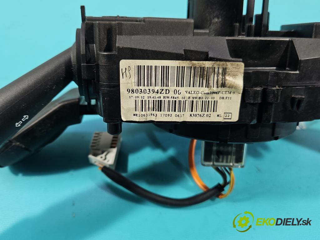 Peugeot 208 I 2012-2019 1.2 12V 82 HP manual 60 kW 1199 cm3 5- prepínač komplex: 98030394ZD (Prepínacie páčky pod volantom)