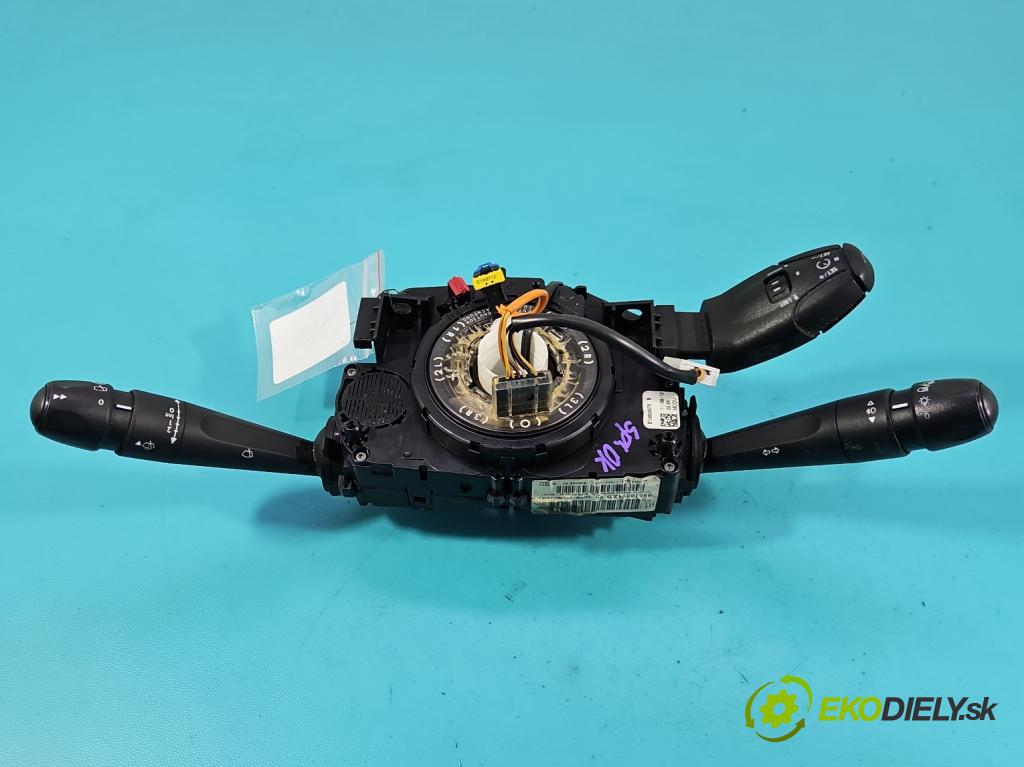 Peugeot 208 I 2012-2019 1.2 12V 82 HP manual 60 kW 1199 cm3 5- prepínač komplex: 98030394ZD (Prepínacie páčky pod volantom)