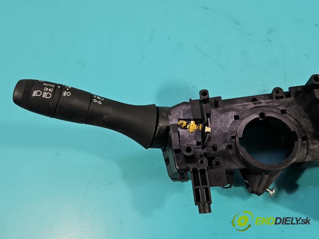 Renault Trafic III 2014 - 2.0 dci 150 HP manual 110 kW 1997 cm3 5- prepínač komplex: 255675554R (Prepínacie páčky pod volantom)