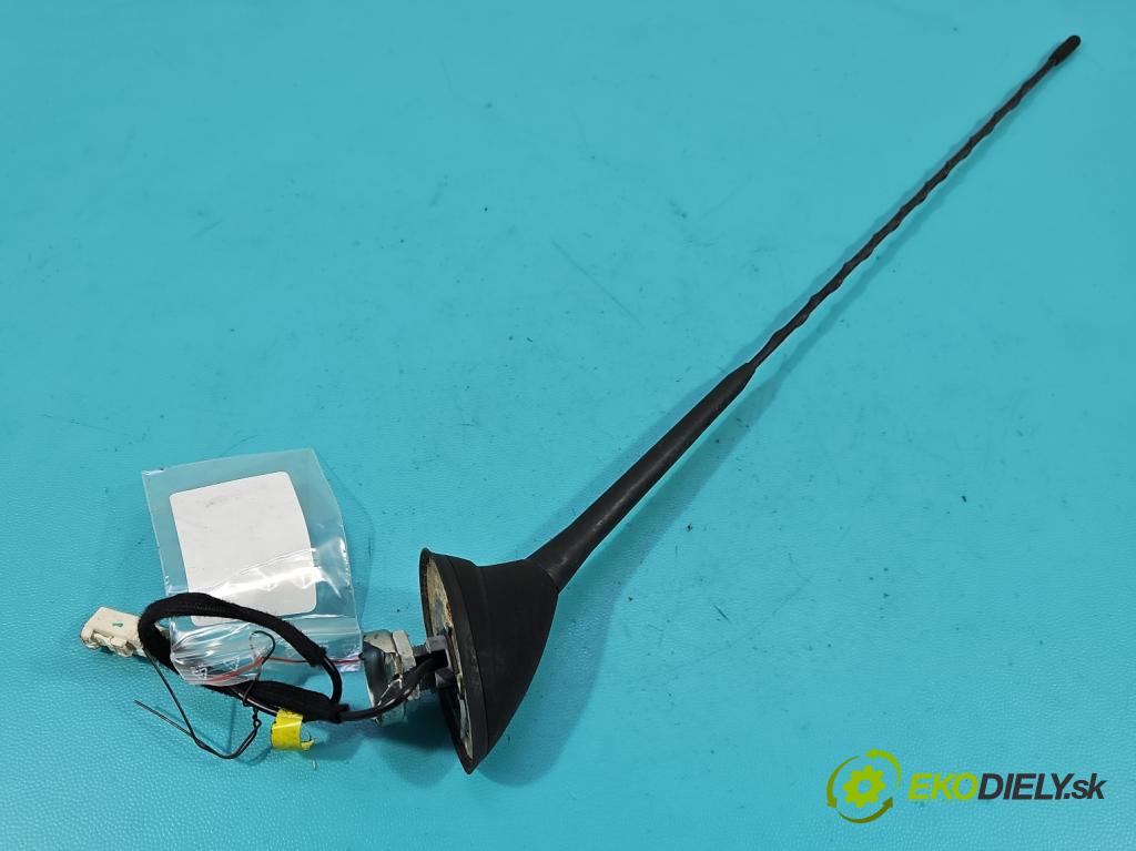 Peugeot 208 I 2012-2019 1.2 12V 82 HP manual 60 kW 1199 cm3 5- Antena 9674768980