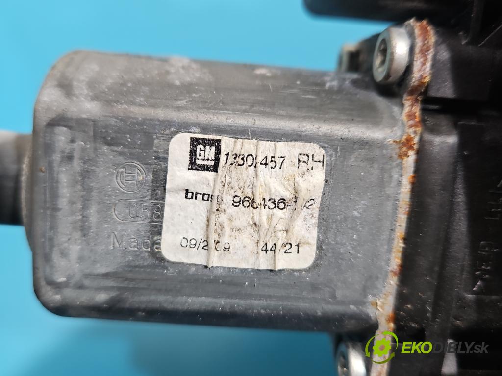 Opel Astra IV 2009-2015 1.6 16V 116 HP manual 85 kW 1598 cm3 5- mechanizmus okna predné pravý