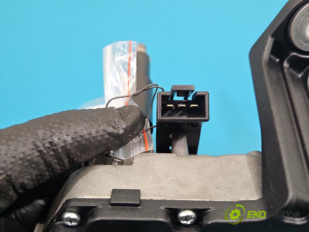 Opel Astra IV 2009-2015 1.6 16V 116 hp manual 85 kW 1598 cm3 5- motor stěrače zadní 13256917