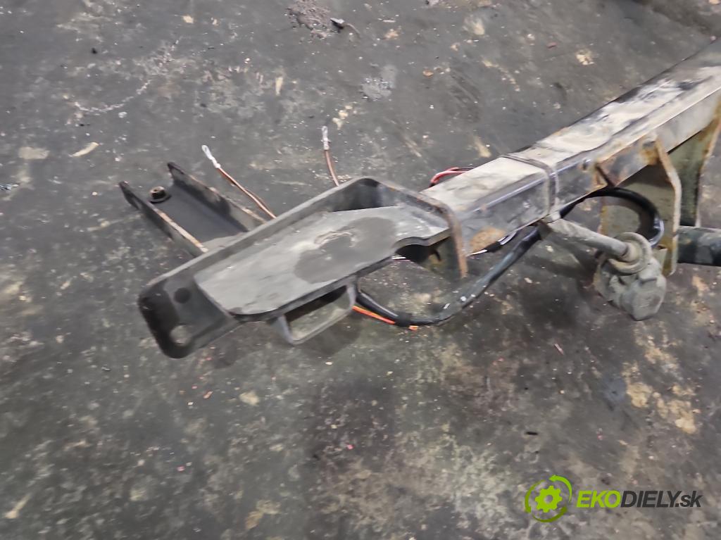 Opel Astra IV 2009-2015 1.6 16V 116 HP manual 85 kW 1598 cm3 5- Hák: vlečení:  (Ťažné zariadenie)