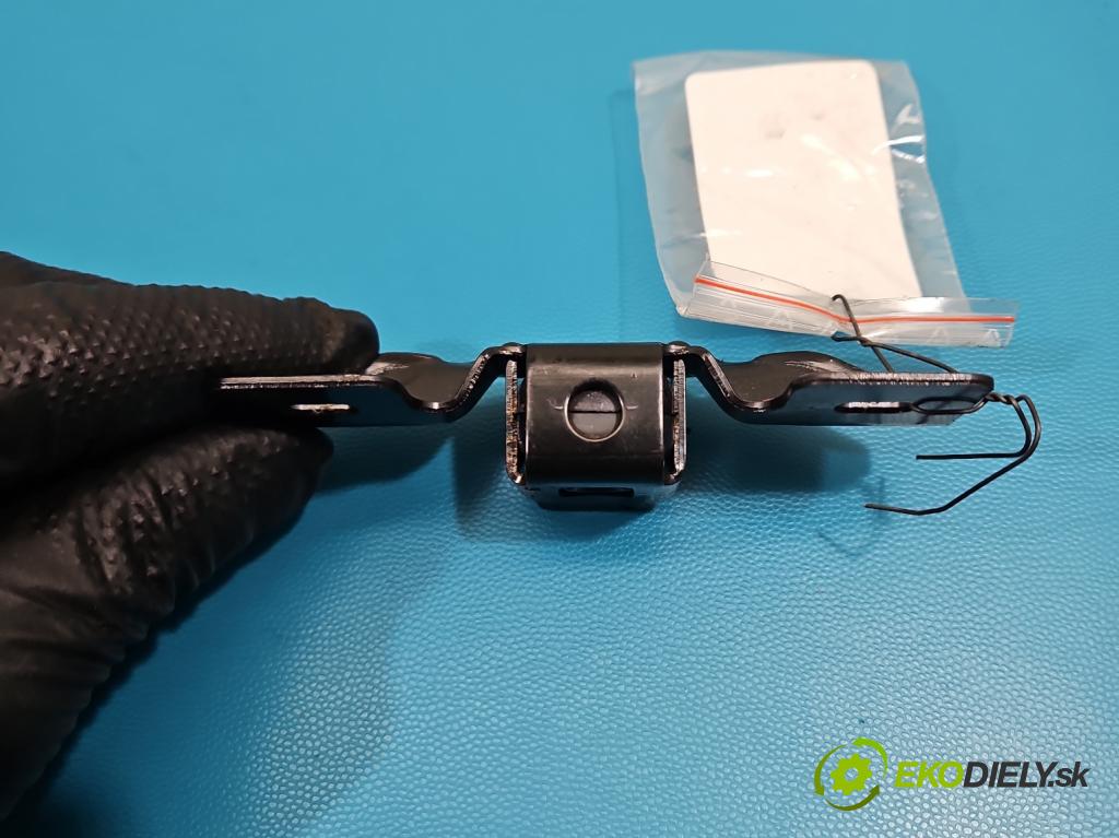 Renault Trafic III 2014 - 2.0 dci 150 HP manual 110 kW 1997 cm3 5- zámok zadné ľavý