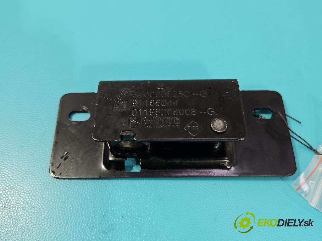 Renault Trafic III 2014 - 2.0 dci 150 hp manual 110 kW 1997 cm3 5- zámek zadní pravý 8200006253-G