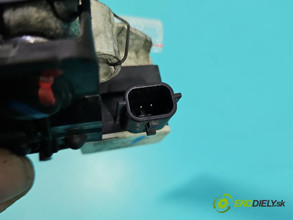 Renault Trafic III 2014 - 2.0 dci 150 HP manual 110 kW 1997 cm3 5- kontakt mínus: A4209051300