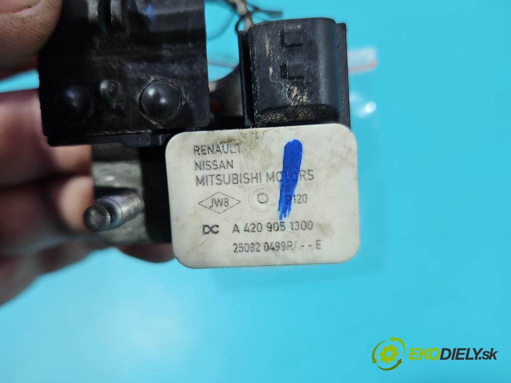 Renault Trafic III 2014 - 2.0 dci 150 HP manual 110 kW 1997 cm3 5- kontakt mínus: A4209051300