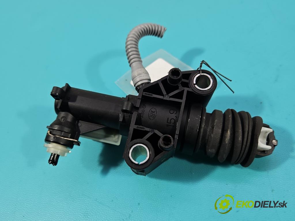 Renault Trafic III 2014 - 2.0 dci 150 hp manual 110 kW 1997 cm3 5- čerpadlo spojková 306102004R