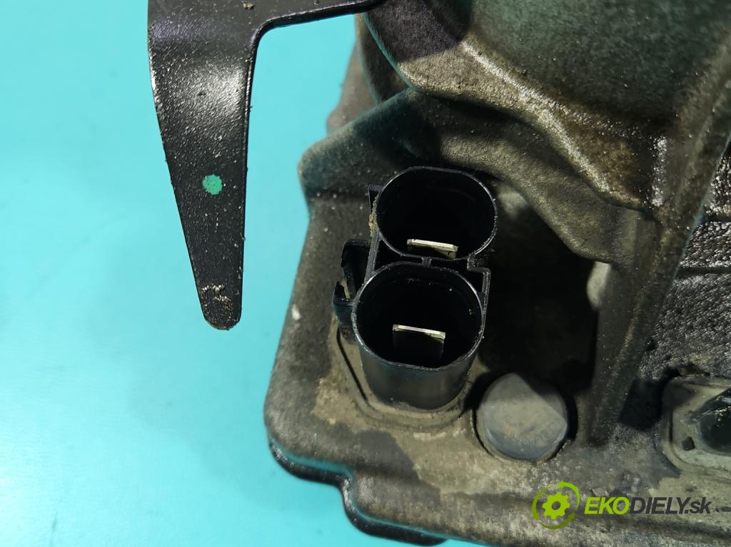 Renault Trafic III 2014 - 2.0 dci 150 hp manual 110 kW 1997 cm3 5- čerpadlo posilovač 491108485R (Servočerpadlo)