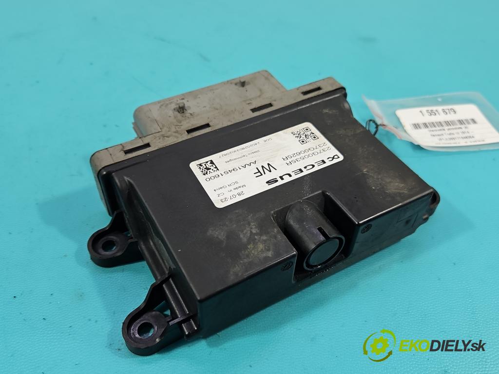 Renault Trafic III 2014 - 2.0 dci 150 hp manual 110 kW 1997 cm3 5- řídící jednotka 237G00535R