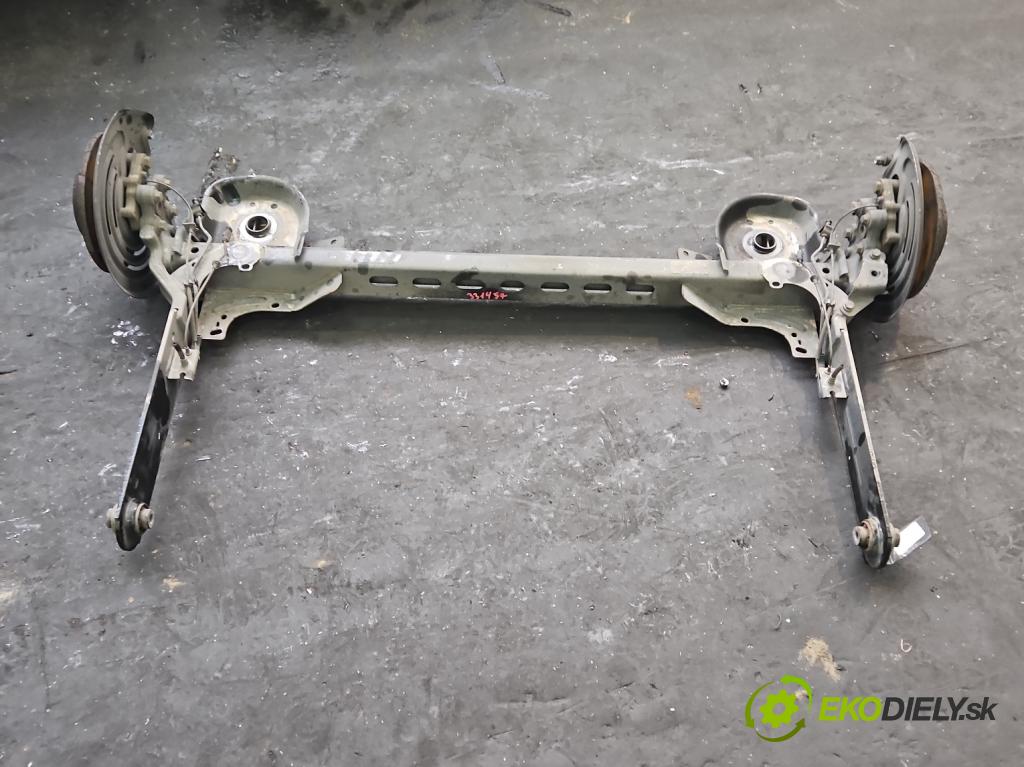 Renault Trafic III 2014 - 2.0 dci 150 hp manual 110 kW 1997 cm3 5- zadní výztuha  (Zadní výztuha)