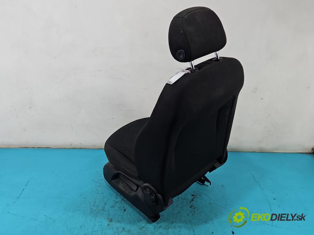 Opel Corsa E 2014-2019 1.4 16V 90 hp manual 66 kW 1398 cm3 5- Sedadlo levý  (Sedadlo)