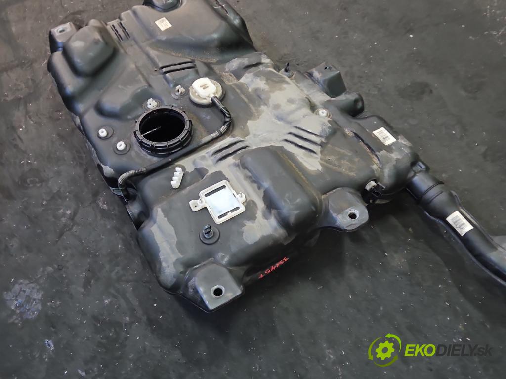 Renault Trafic III 2014 - 2.0 dci 150 hp manual 110 kW 1997 cm3 5- Nádrž: paliva 172029269R (Palivová nádrž)