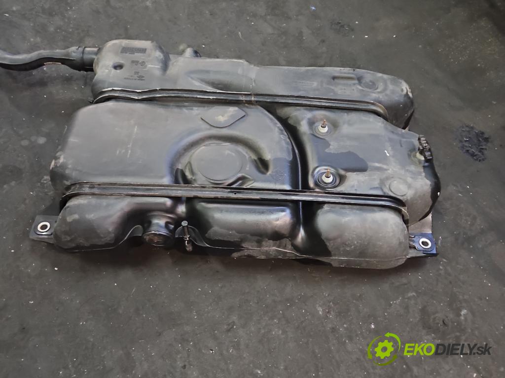 Renault Trafic III 2014 - 2.0 dci 150 hp manual 110 kW 1997 cm3 5- Nádrž: paliva 172029269R (Palivová nádrž)