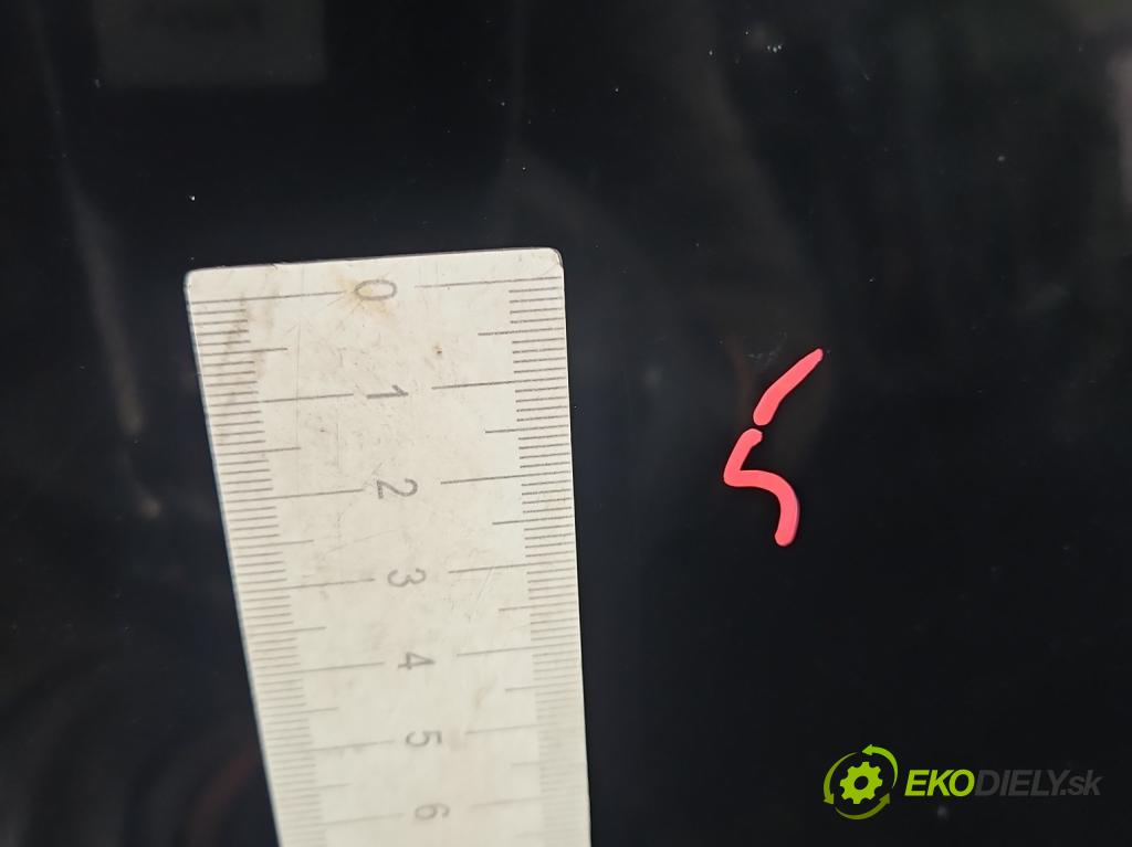 Hyundai Tucson I 2004-2009 2.0 crdi 136 HP manual 100 kW 1991 cm3 5- kapota predná