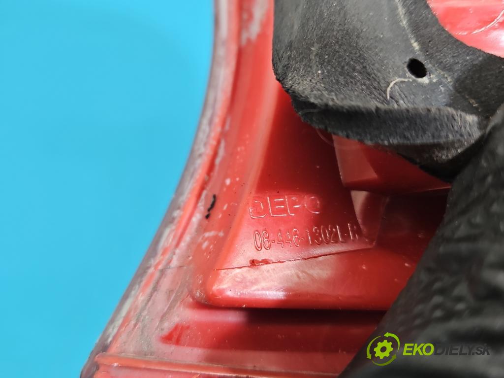 Audi A6 C6 2004-2011 3.0 tdi 232KM automatic 171 kW 2967 cm3 5- světlo zadní levé  (Klika dveří ostatní)