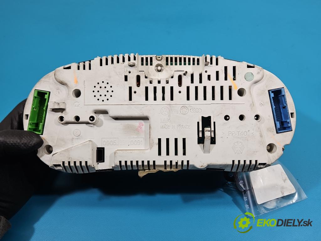 Audi A3 8L 1996-2003 1.9 tdi 131 HP manual 96 kW 1896 cm3 3- prístrojovka/ budíky 8L0920900M (Prístrojová doska)