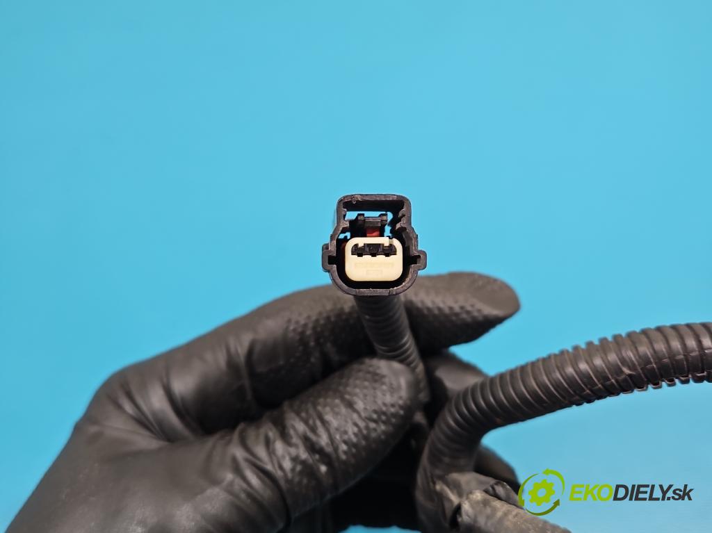 Opel Antara 2006-2015 2.0 cdti 150 hp automatic 110 kW 1991 cm3 5- snímač parkování 0 263 003 521