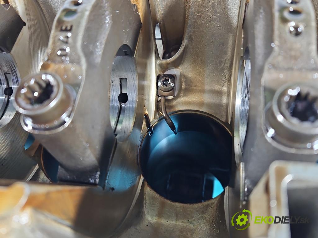 Vw Golf VII 2012-2020 1.4 tsi 122 HP manual 90 kW 1395 cm3 5- Blok motora CXS (Blok motora)