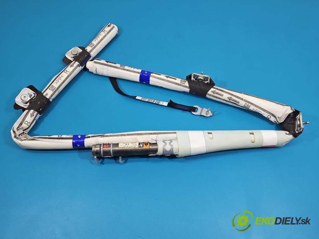 Opel Corsa E 2014-2019 1.4 16V 90 hp manual 66 kW 1398 cm3 5- Záclona: pravé 39045978