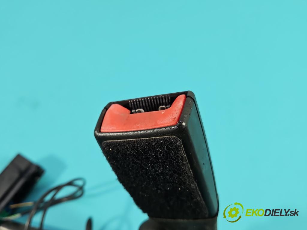 Opel Corsa E 2014-2019 1.4 16V 90 HP manual 66 kW 1398 cm3 5- pas bezpečnosť: predné pravý 13427749