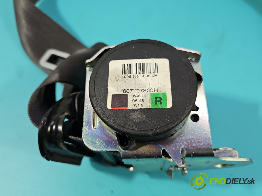 Opel Corsa E 2014-2019 1.4 16V 90 HP manual 66 kW 1398 cm3 5- pas bezpečnosť: predné pravý 13427749