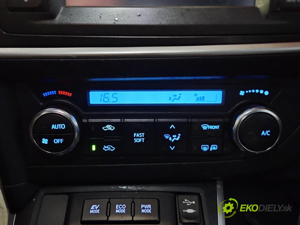 Toyota Auris II 2012-2018 1.8 hybrid 99 hp automatic 73 kW 1798 cm3 5- palubní deska panel topení 75F542