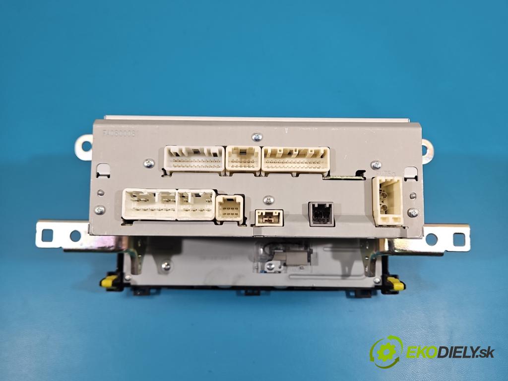 Toyota Auris II 2012-2018 1.8 hybrid 99 HP automatic 73 kW 1798 cm3 5- Radio originál 86140-02280