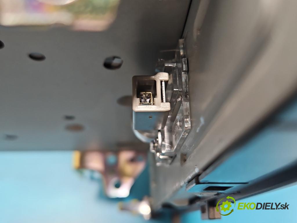 Toyota Auris II 2012-2018 1.8 hybrid 99 HP automatic 73 kW 1798 cm3 5- Radio originál 86140-02280