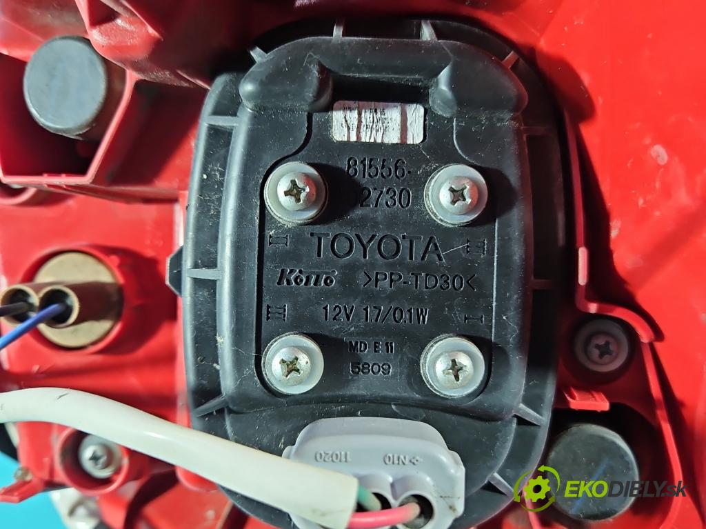 Toyota Auris II 2012-2018 1.8 hybrid 99 hp automatic 73 kW 1798 cm3 5- světlo zadní pravé  (Klika dveří ostatní)
