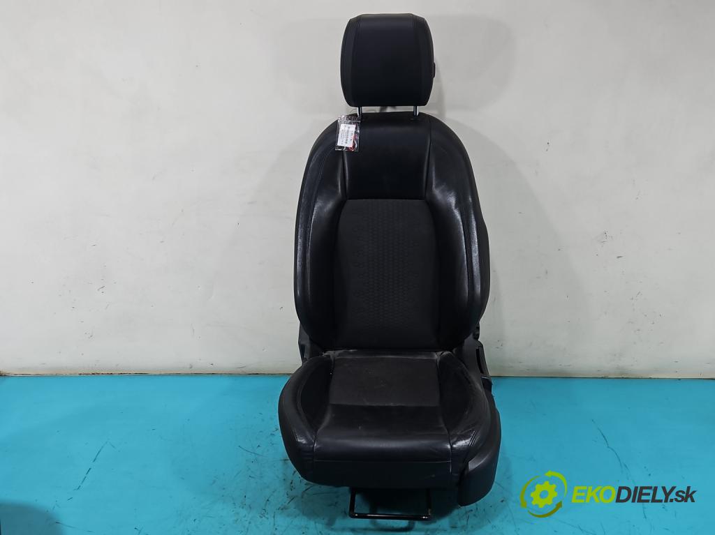 Land rover Discovery Sport 2014-2019 L550 2.0d 150 hp automatic 110 kW 1999 cm3 5- Sedadlo levý  (Sedadlo)