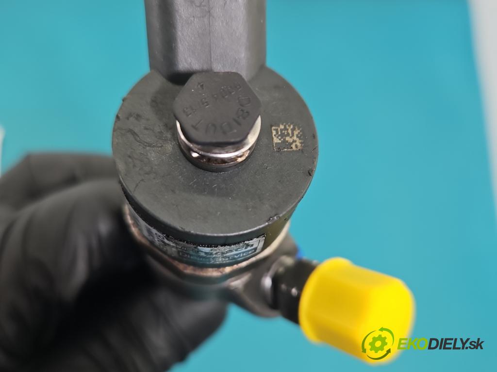 Hyundai Tucson I 2004-2009 2.0 crdi 136hp manual 100 kW 1991 cm3 5- vstřikovač 0445110258 (Vstřikovač paliva)